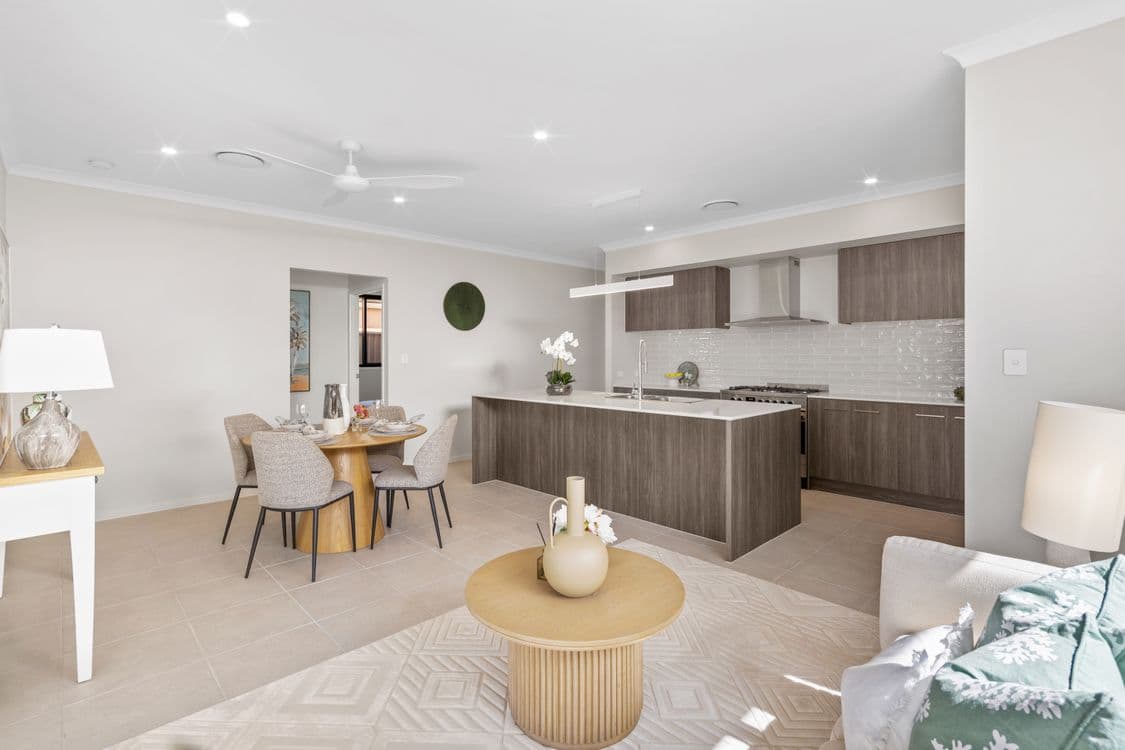 18 Vaulter Crescent, SOUTH RIPLEY, QLD 4306, South Ripley - Thumbnail 4