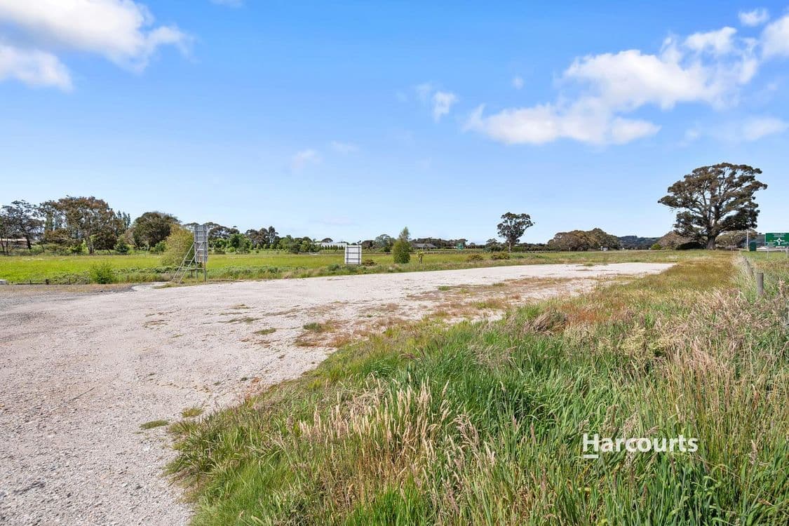 225 Westella Drive, TURNERS BEACH, TAS 7315, Turners Beach - Thumbnail 4