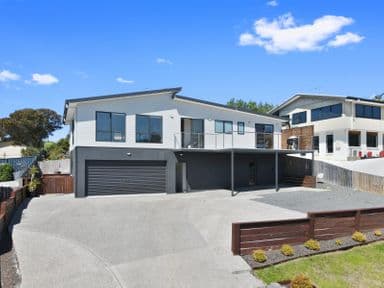 11 Erythos Grove, ST HELENS, TAS 7216, St Helens - Image 1