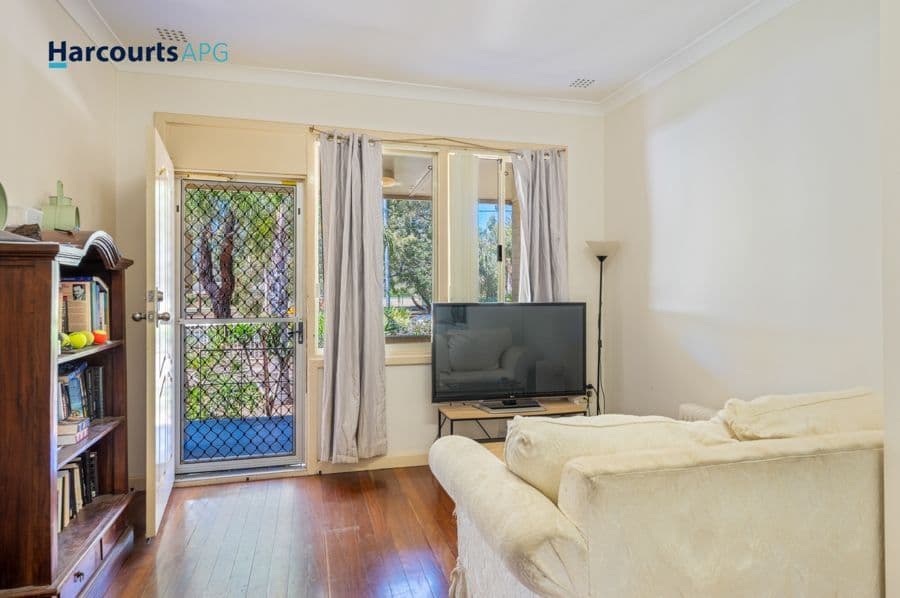 42b Hudson Road, WITHERS, WA 6230, Withers - Thumbnail 4