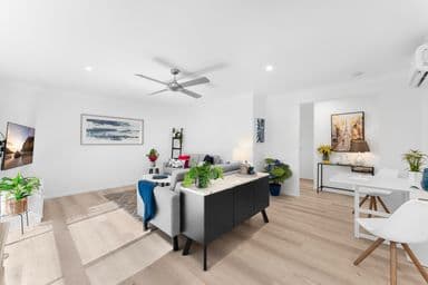 2/5 Liam Court, LABRADOR, QLD 4215, Labrador - Image 1