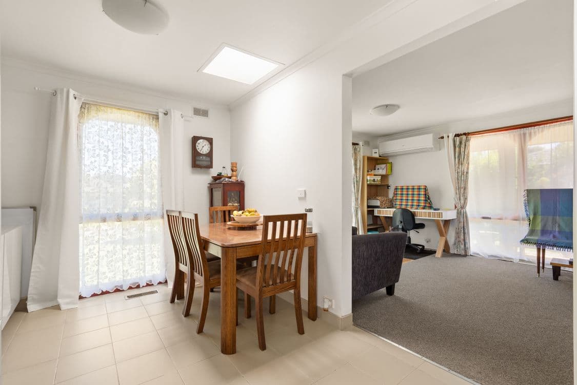 4 Lillian Street, CRANBOURNE, VIC 3977, Cranbourne - Thumbnail 4