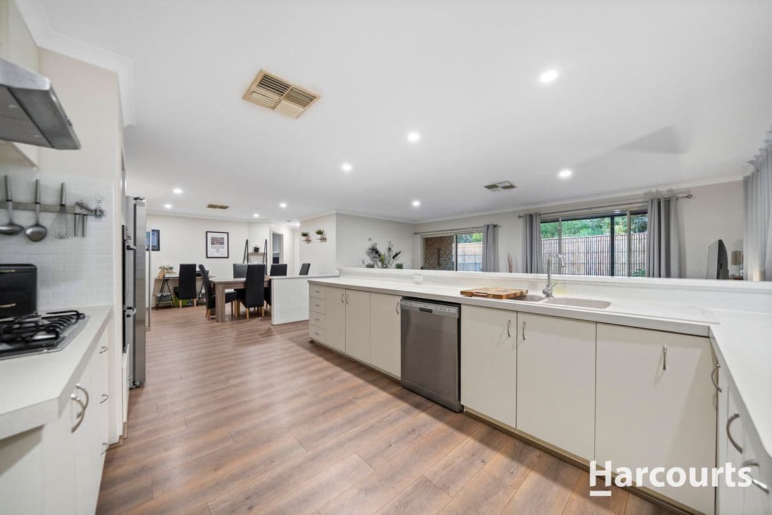 25 Eastleigh Loop, CURRAMBINE, WA 6028, Currambine - Thumbnail 4