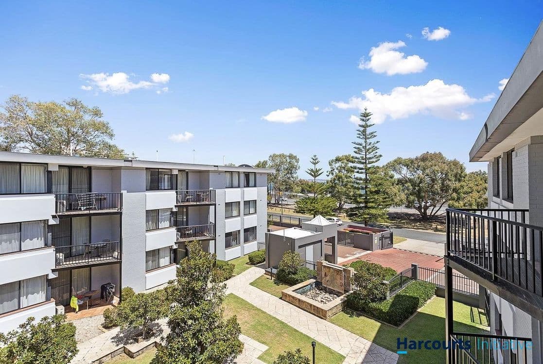 3 Aspen Grove, Ballajura - Thumbnail 3