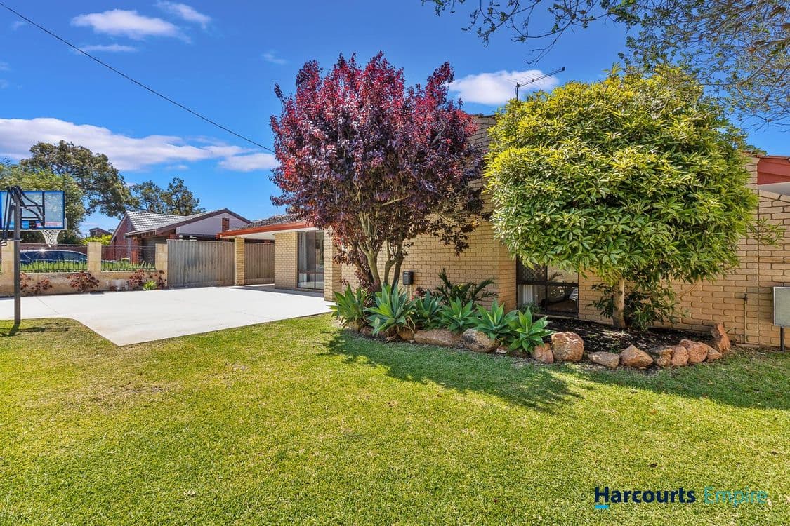 186 Empire Avenue, WEMBLEY DOWNS, WA 6019, Wembley Downs - Thumbnail 2
