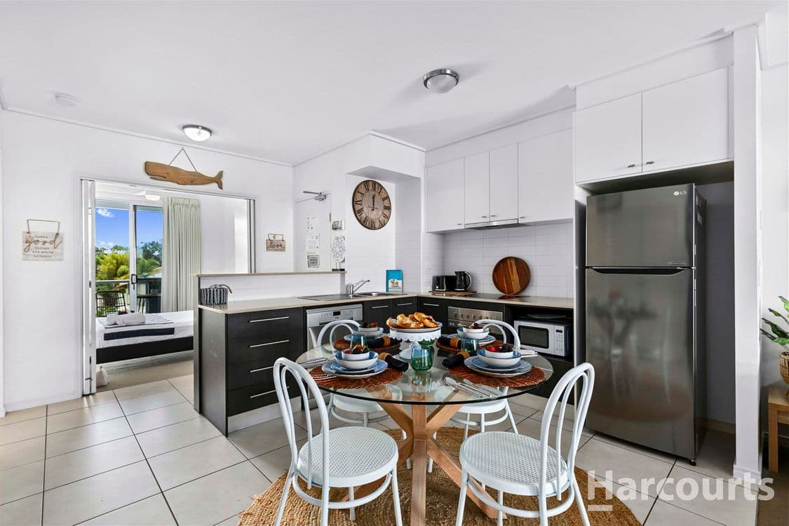 66/68 Pulgul Street, URANGAN, QLD 4655, Urangan - Thumbnail 4