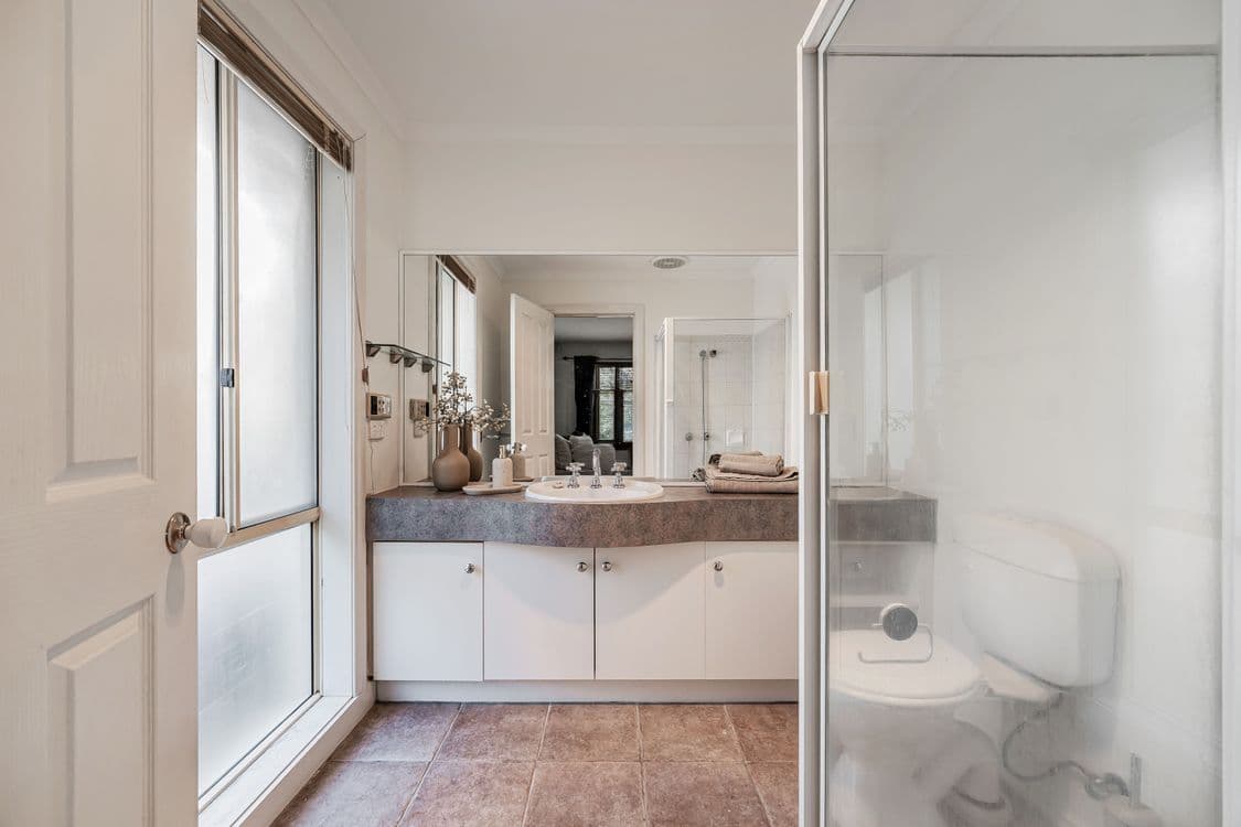 10 Purcell Crescent, ROXBURGH PARK, VIC 3064, Roxburgh Park - Thumbnail 7