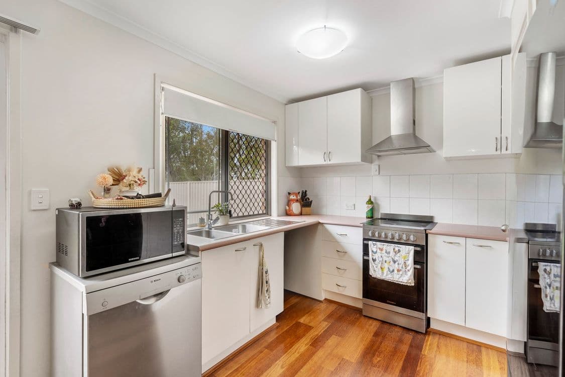 96 Evergreen Avenue, WATERFORD WEST, QLD 4133, Loganlea - Thumbnail 4