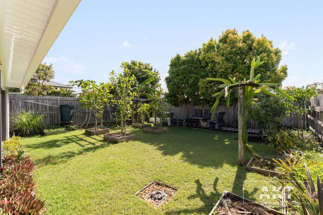16 Sepia Street, YARRABILBA, QLD 4207, Yarrabilba - Thumbnail 2