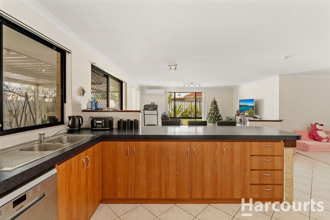 14 Chatsworth Drive, ERSKINE, WA 6210, Erskine - Thumbnail 8