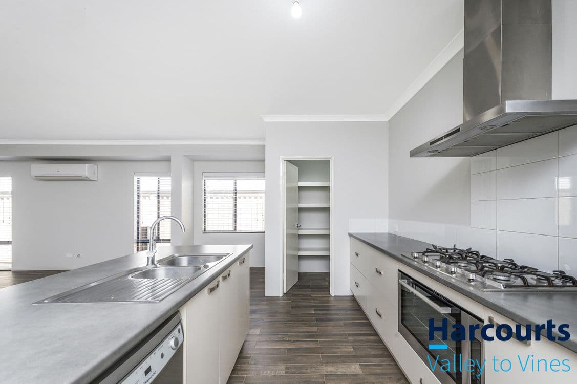 14 Linacre Road, BULLSBROOK, WA 6084, Bullsbrook - Thumbnail 2