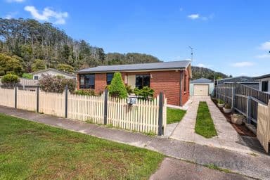 18 Overall Street, SULPHUR CREEK, TAS 7316, Sulphur Creek - Image 1