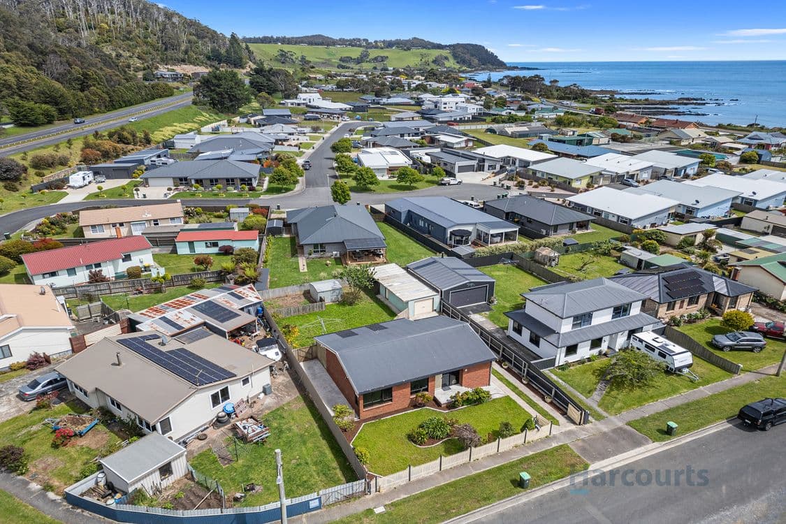 18 Overall Street, SULPHUR CREEK, TAS 7316, Sulphur Creek - Thumbnail 3