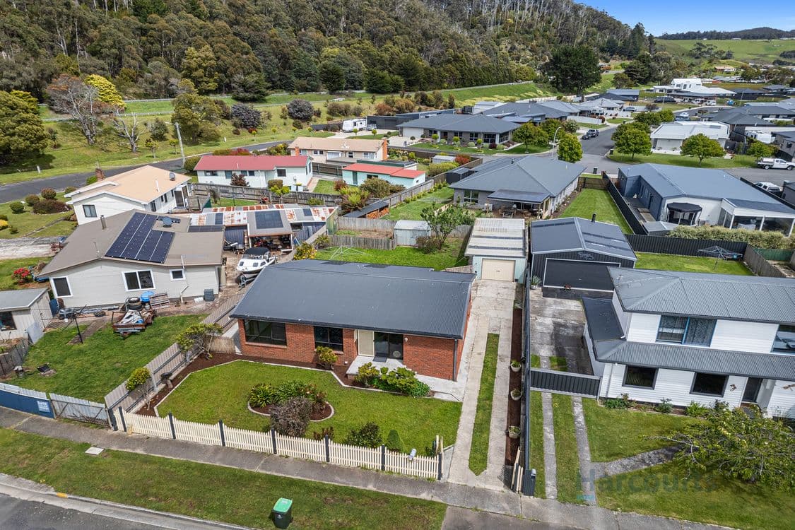 18 Overall Street, SULPHUR CREEK, TAS 7316, Sulphur Creek - Thumbnail 4
