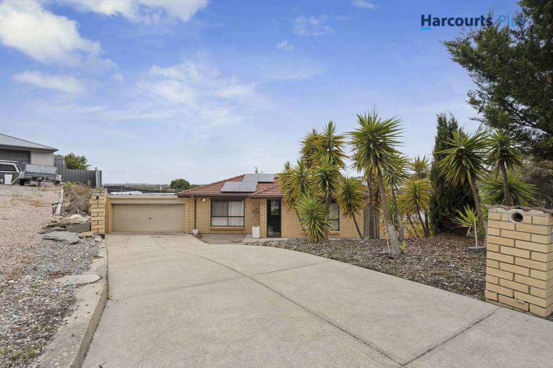 12 Glamis Court, NOARLUNGA DOWNS, SA 5168, Noarlunga Downs - Thumbnail 2