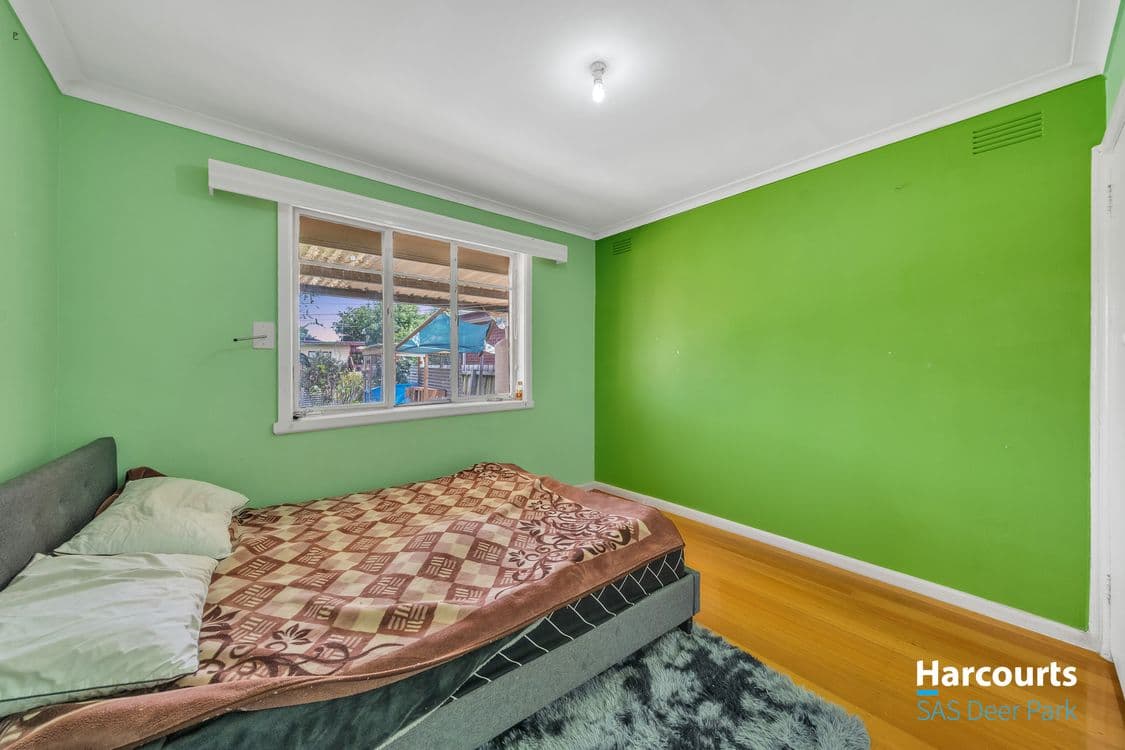 24 Thorndon Drive, ST ALBANS, VIC 3021, St Albans - Thumbnail 8