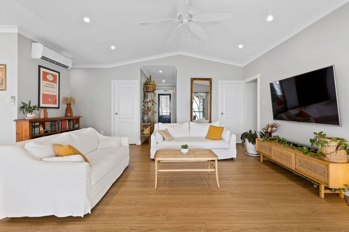 70 Ocean Avenue, SLADE POINT, QLD 4740, Slade Point - Thumbnail 8