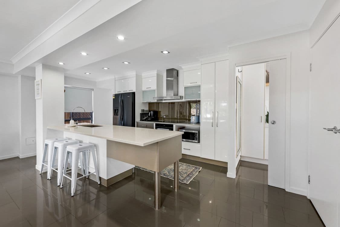 13 Montys Place, NORTH MACKAY, QLD 4740, North Mackay - Thumbnail 2