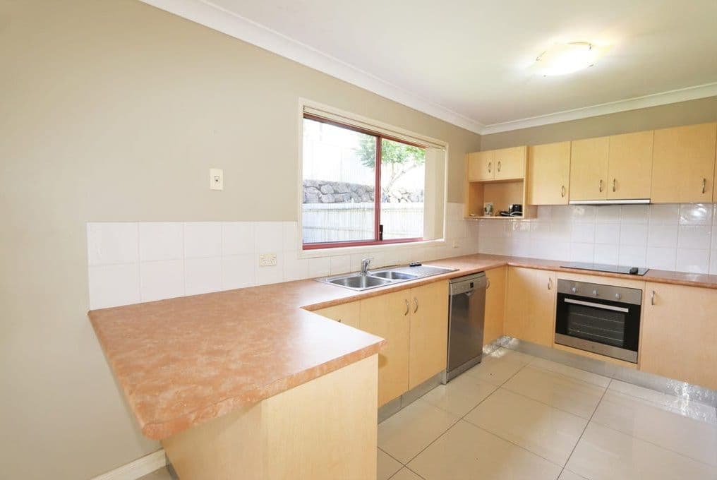 22 Clear River Boulevard, ASHMORE, QLD 4214, Ashmore - Thumbnail 2