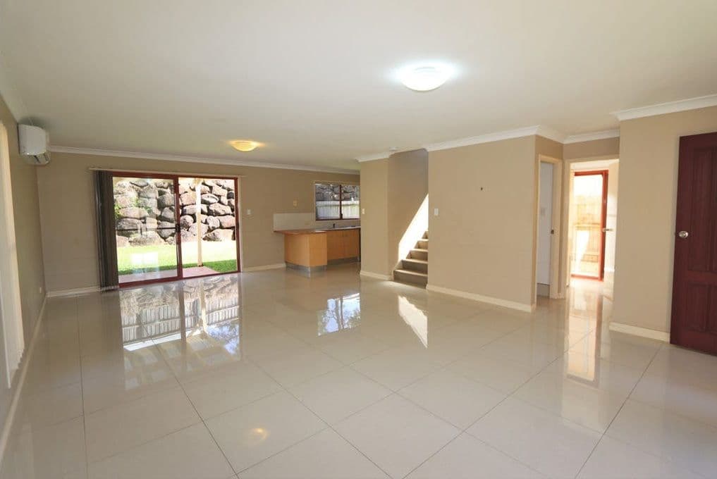 22 Clear River Boulevard, ASHMORE, QLD 4214, Ashmore - Thumbnail 4