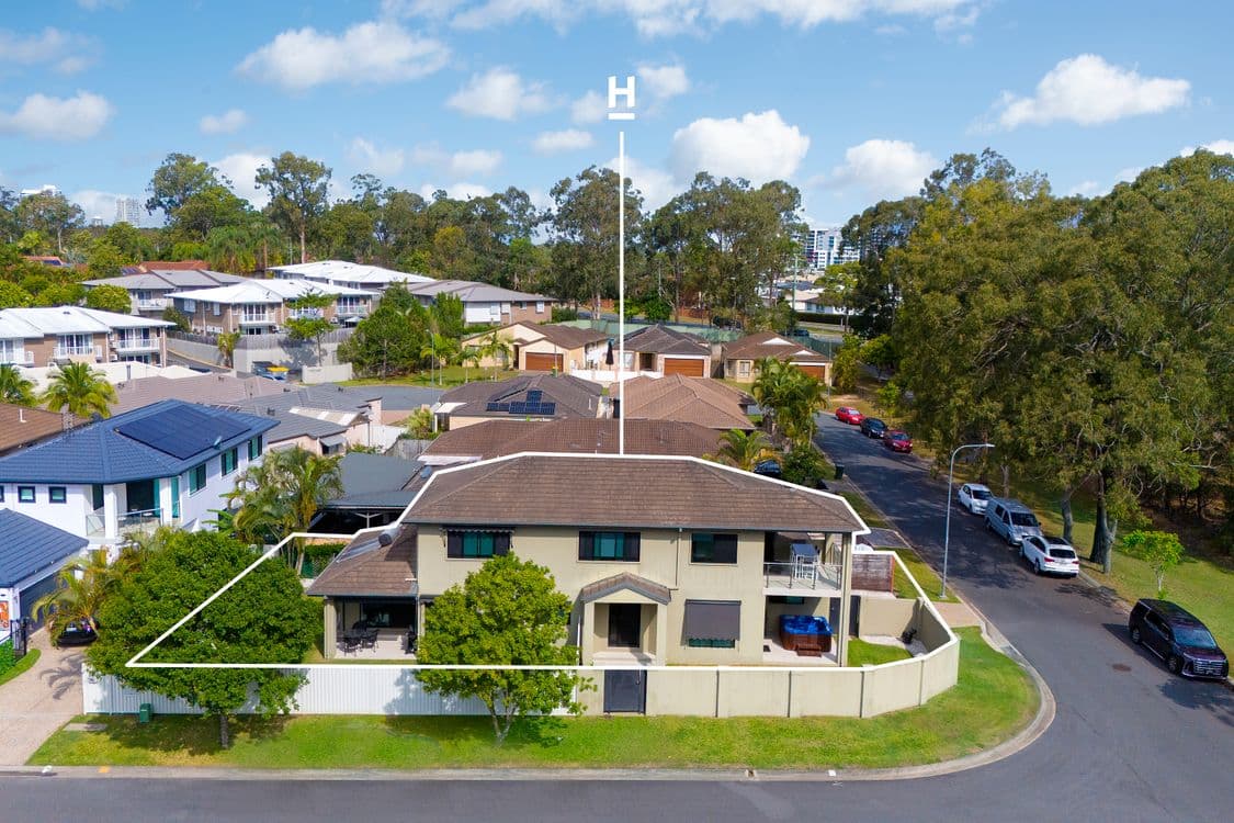 1 Xenia Court, COOMBABAH, QLD 4216, Coombabah - Thumbnail 3