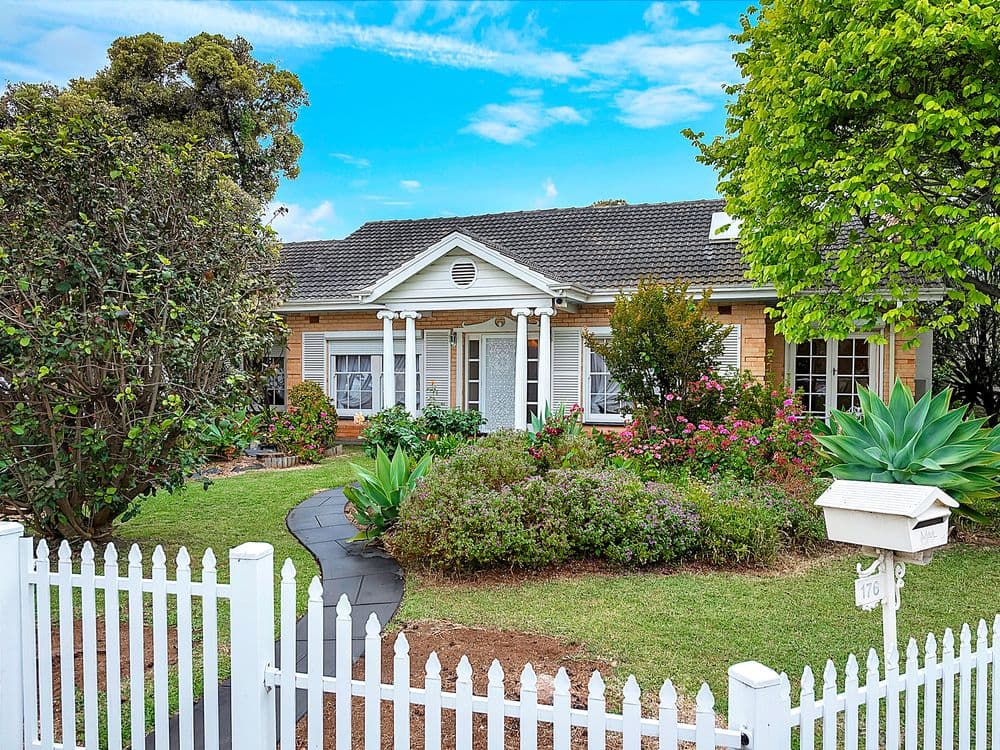 176 Cudmore Terrace, HENLEY BEACH, SA 5022, Henley Beach - Image 1