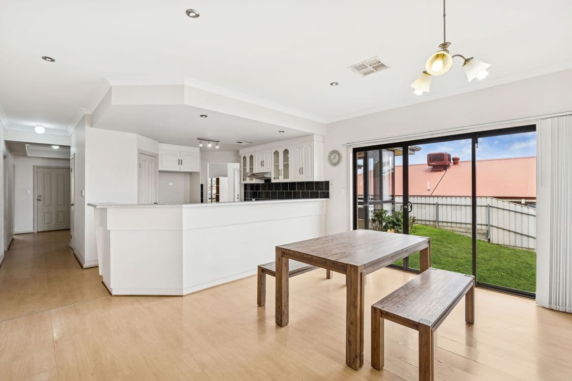 10 Semaphore Place, SEAFORD RISE, SA 5169, Seaford Rise - Thumbnail 6
