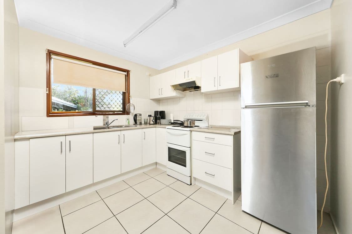 1-3/15 Orr Avenue, KAWANA, QLD 4701, Kawana - Thumbnail 2
