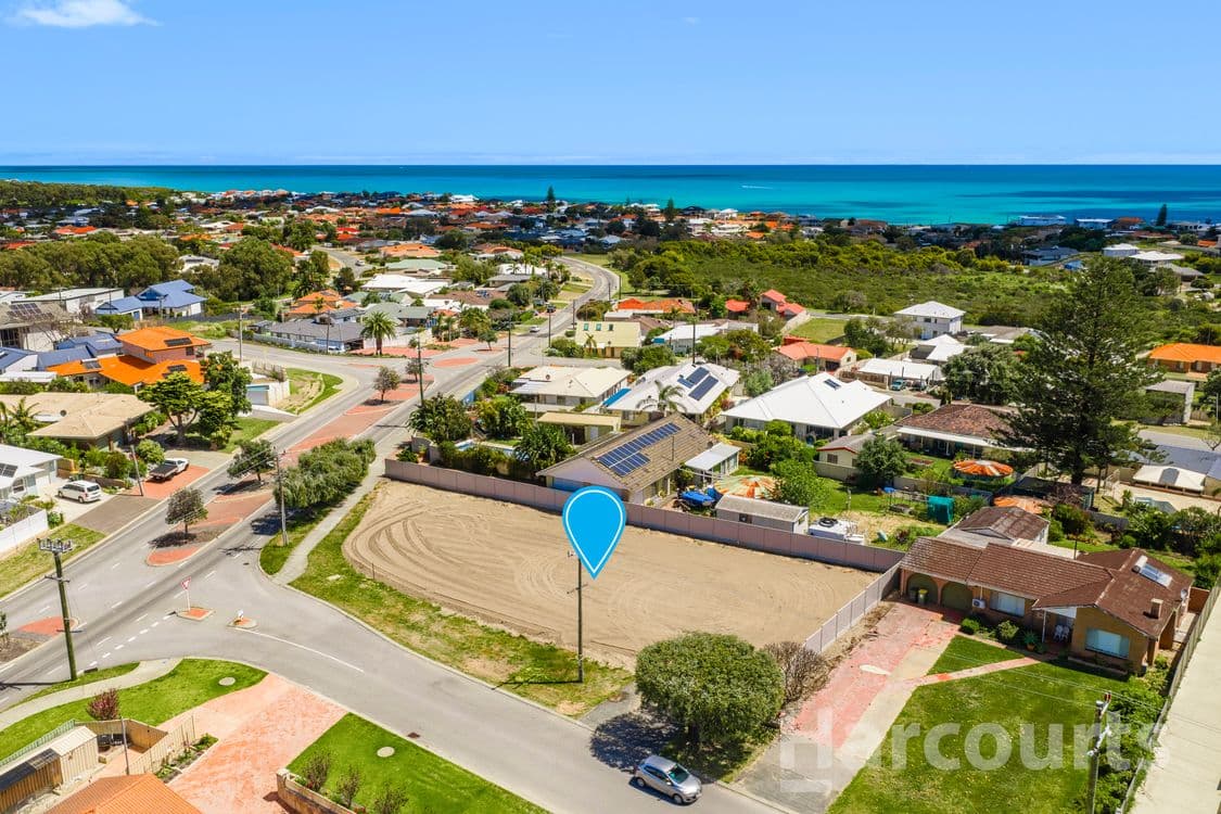 1/30 Lindley Road, HALLS HEAD, WA 6210, Halls Head - Thumbnail 3