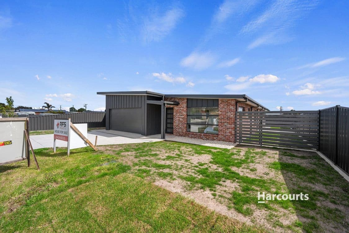 13 Rawson Street, ULVERSTONE, TAS 7315, Ulverstone - Thumbnail 3