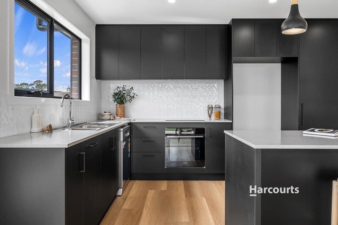 13 Rawson Street, ULVERSTONE, TAS 7315, Ulverstone - Thumbnail 6
