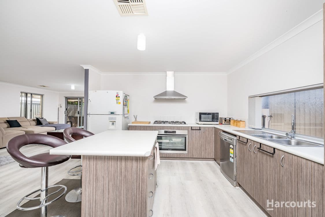 24 Bronze Street, EGLINTON, WA 6034, Eglinton - Thumbnail 6
