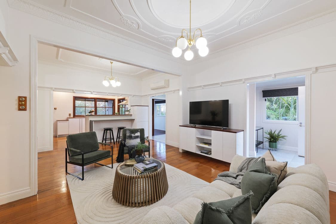8 Henderson Road, EVERTON HILLS, QLD 4053, Everton Hills - Thumbnail 5