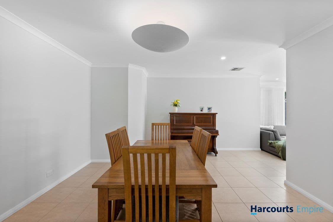 122 Empire Avenue, WEMBLEY DOWNS, WA 6019, Wembley Downs - Thumbnail 5