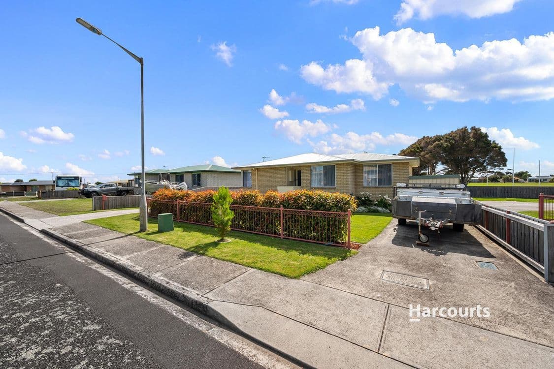 10 Lebrina Court, WEST ULVERSTONE, TAS 7315, West Ulverstone - Thumbnail 3