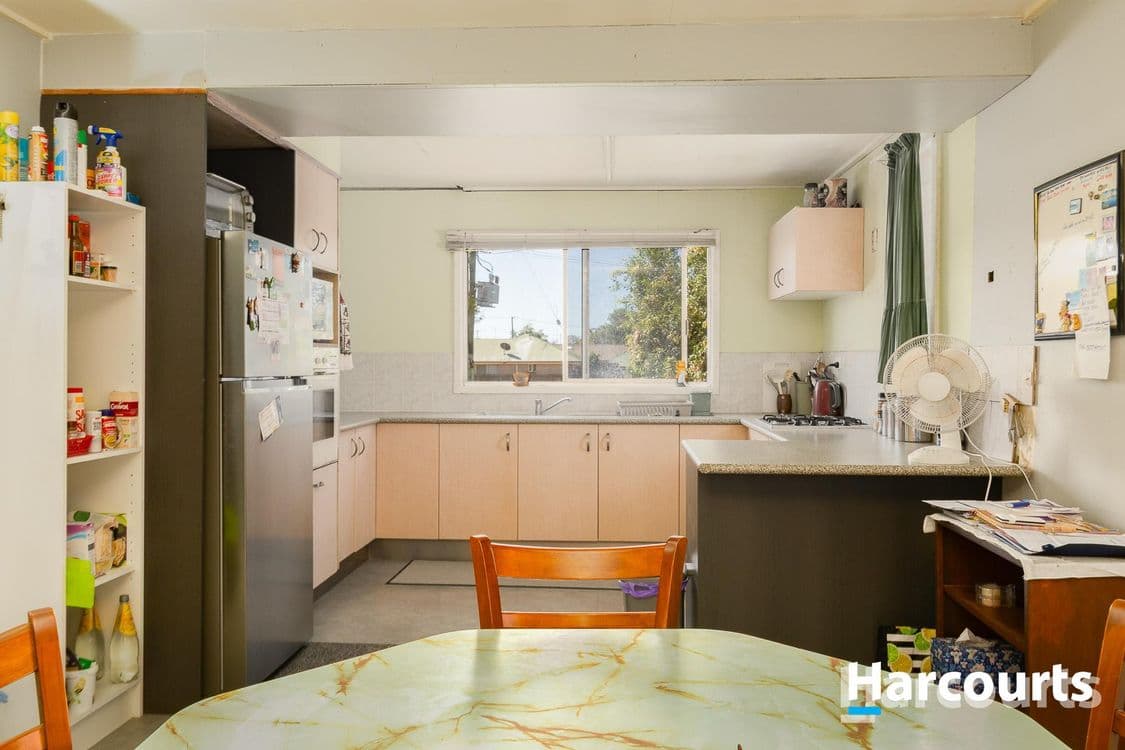 22 Bingera Street, BUNDABERG WEST, QLD 4670, Bundaberg West - Thumbnail 7