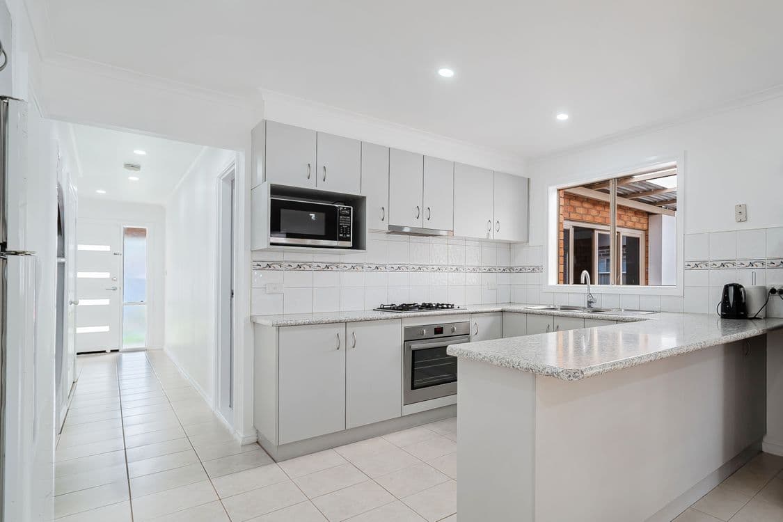 7 Kirribilli Close, CRAIGIEBURN, VIC 3064, Craigieburn - Thumbnail 6
