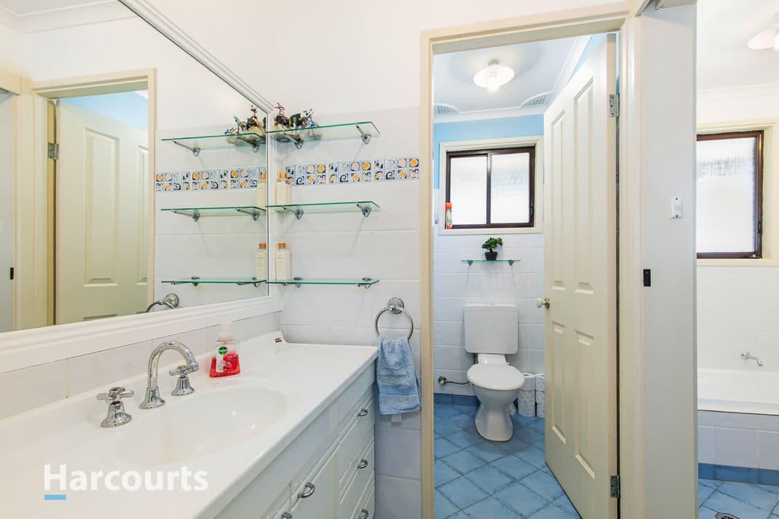 21 Horseshoe Circuit, ST CLAIR, NSW 2759, St Clair - Thumbnail 4