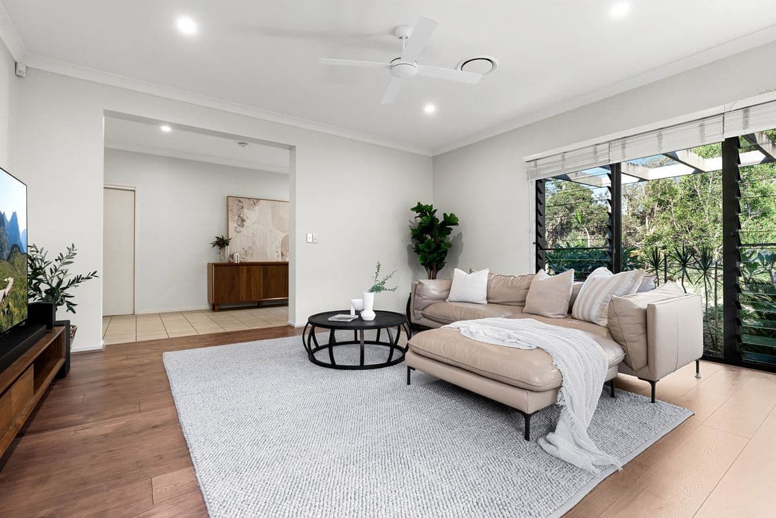 11 Hawksbury Crescent, WAKERLEY, QLD 4154, Wakerley - Thumbnail 4