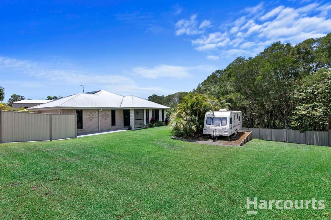 13 Edgewater Court, CRAIGNISH, QLD 4655, Craignish - Thumbnail 3