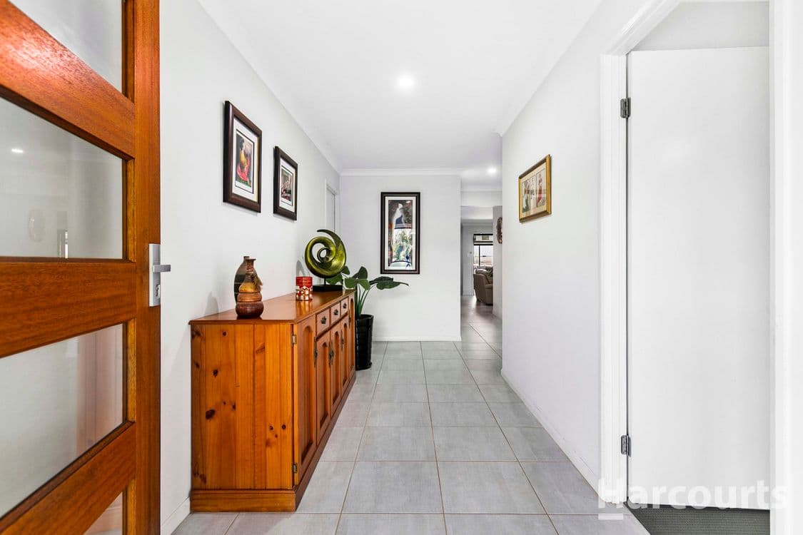 13 Edgewater Court, CRAIGNISH, QLD 4655, Craignish - Thumbnail 5