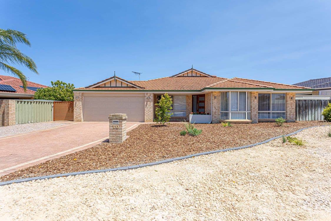 10 Everglades Parade, LANDSDALE, WA 6065, Landsdale - Thumbnail 2