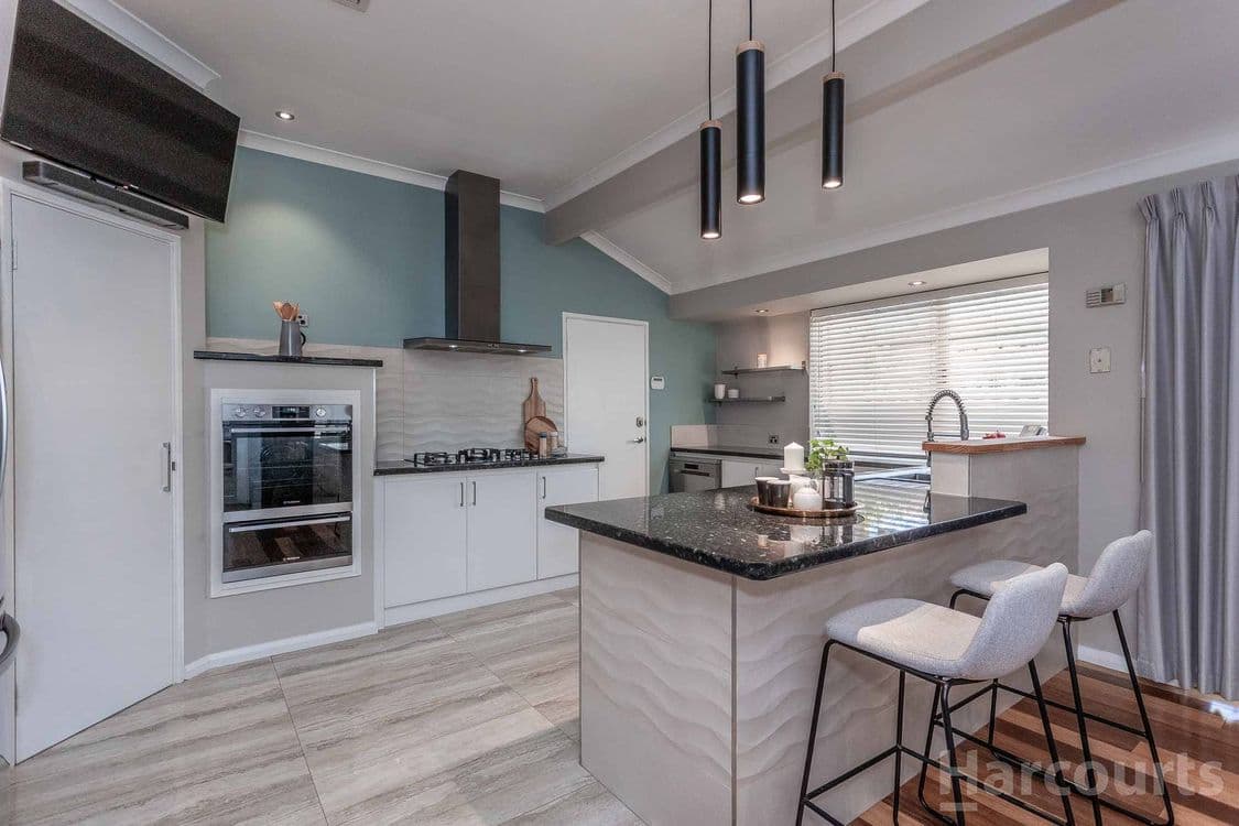 10 Everglades Parade, LANDSDALE, WA 6065, Landsdale - Thumbnail 6