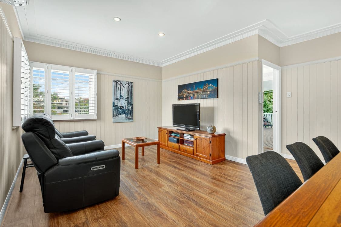 36 Coonara Street, HOLLAND PARK, QLD 4121, Holland Park - Thumbnail 5