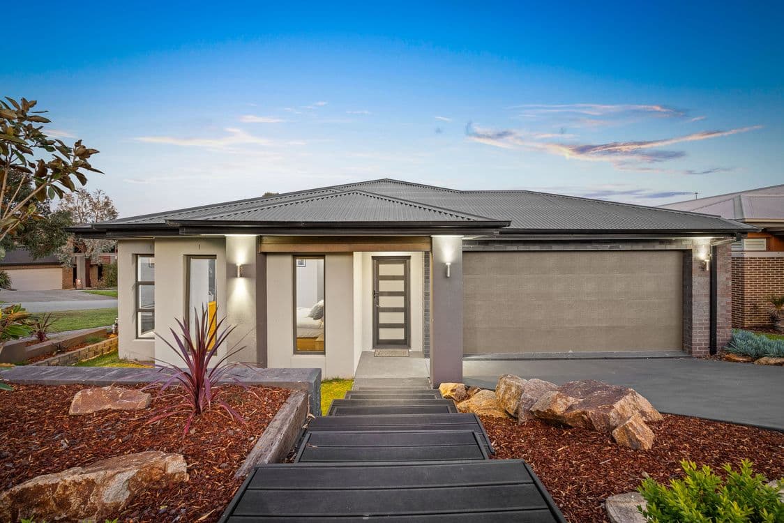 32 Limeburner Grove, BOTANIC RIDGE, VIC 3977, Botanic Ridge - Thumbnail 2