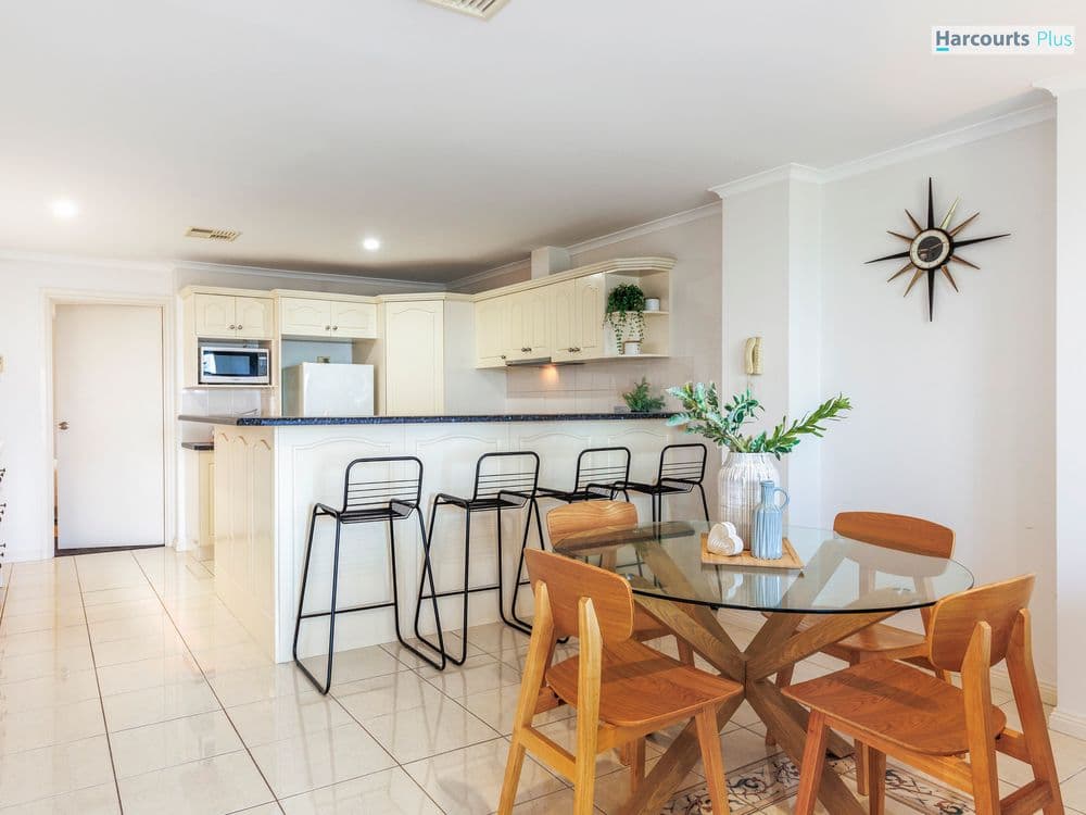 2B St Vincents Avenue, HALLETT COVE, SA 5158, Hallett Cove - Thumbnail 8