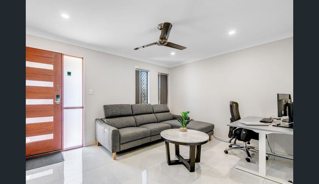 21 Johnstone Place, RIVERVIEW, QLD 4303, Riverview - Thumbnail 2