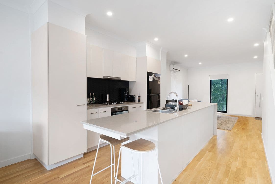 199 Waterhaven Boulevard, POINT COOK, VIC 3030, Point Cook - Thumbnail 4