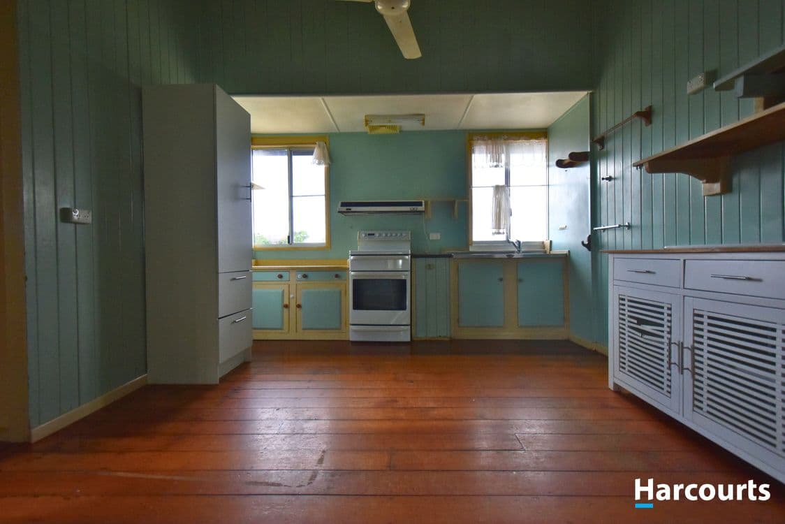 2 Brand Street, CHILDERS, QLD 4660, Childers - Thumbnail 3