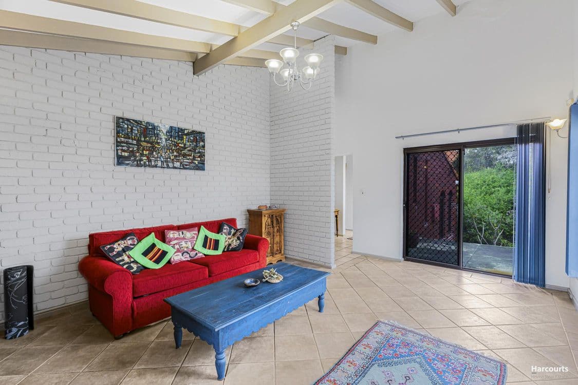 17 Ashley Drive, KELMSCOTT, WA 6111, Kelmscott - Thumbnail 2